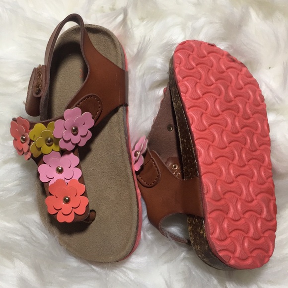 Children shoes size 7 - Picture 3 of 4